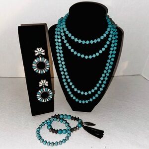 Necklace Set
